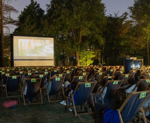 Açık Havada Popcorn Kokusu Var